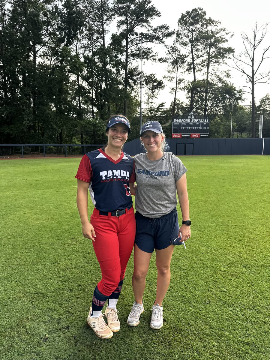 I had a great time at the <a href="/SamfordSoftball/">Samford Softball</a> camp. I love the campus and appreciated spending time with the new coaching staff. Go Bulldogs!! <a href="/megdcurry/">Megan Dowdy Curry</a> <a href="/sarahcespedes1/">Sarah Cespedes</a> <a href="/logancalhoun22/">Logan Calhoun</a> <a href="/TMTStangs/">Richard Torres</a> <a href="/mustangstorres/">Tampa Mustangs Torres</a>