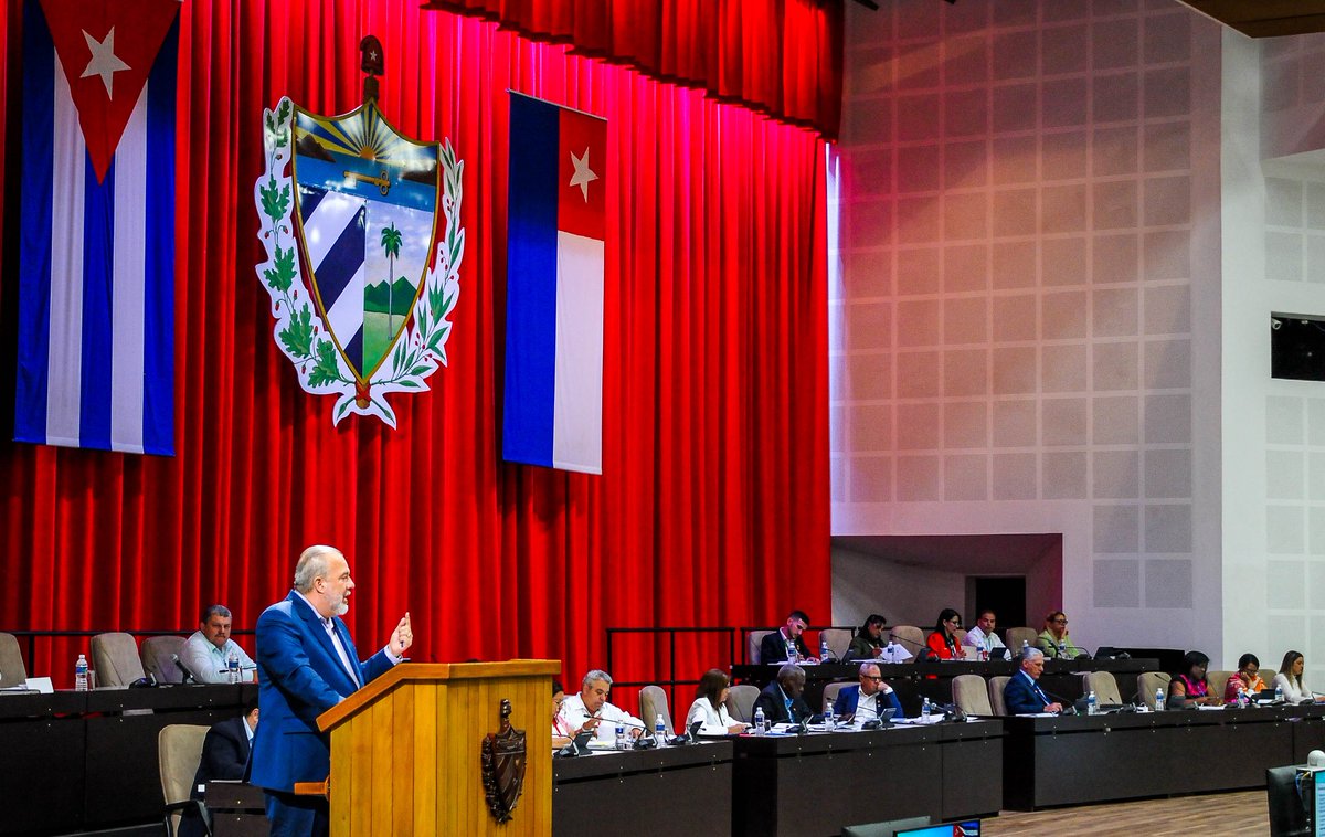 Este miércoles, en sesión ordinaria de la Asamblea Nacional del #PoderPopular, presenté un informe sobre el estado de implementación de las proyecciones del Gobierno para corregir distorsiones y reimpulsar la economía durante el primer semestre de 2024.
#UnidosXCuba 🇨🇺