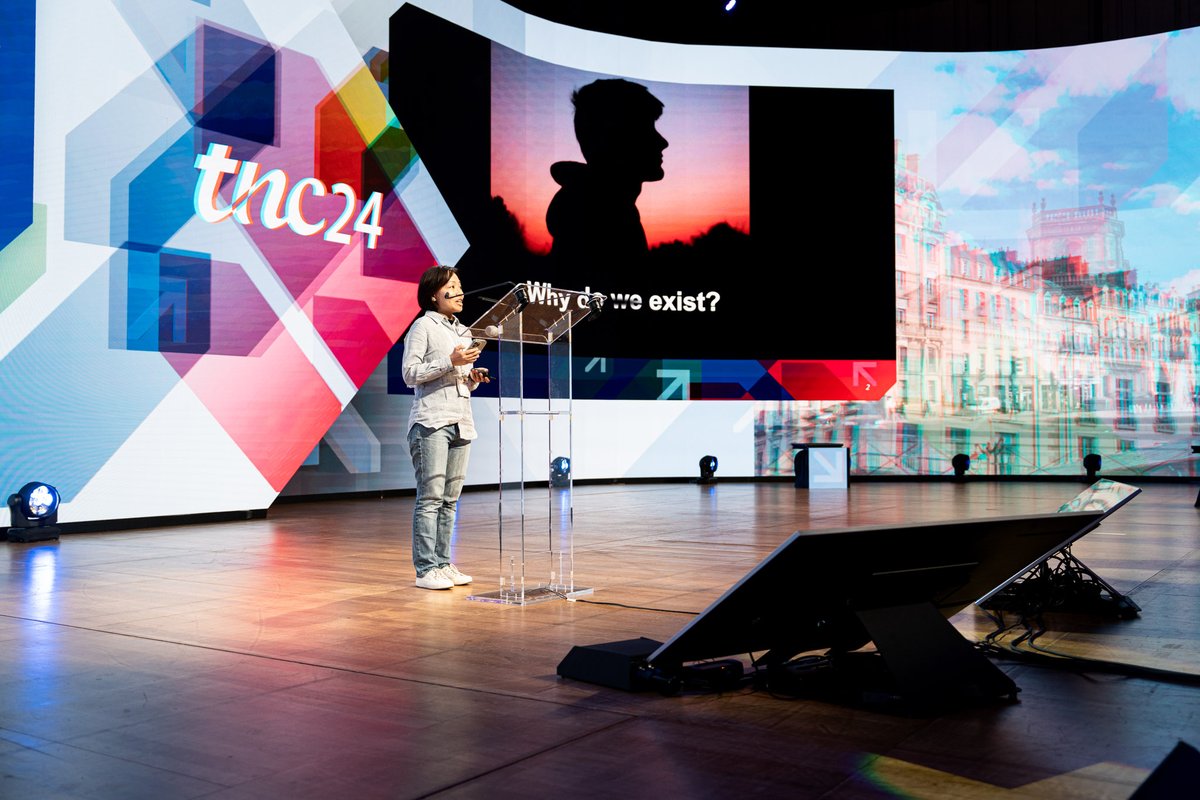 Abby14354774's tweet image. ミーティングやサミットなどには
全面スクリーンの左右に９０°設置し、曲面でだんだん曲れて、中間部分は意外に矢印作るのデザインは高級で面白いですね。
同じものは日本に在庫があります、
ご興味持たれる方お気軽にお問い合わせくださいませ。
#YESTECH #MG6S #tnc24
jp.yes-led.com