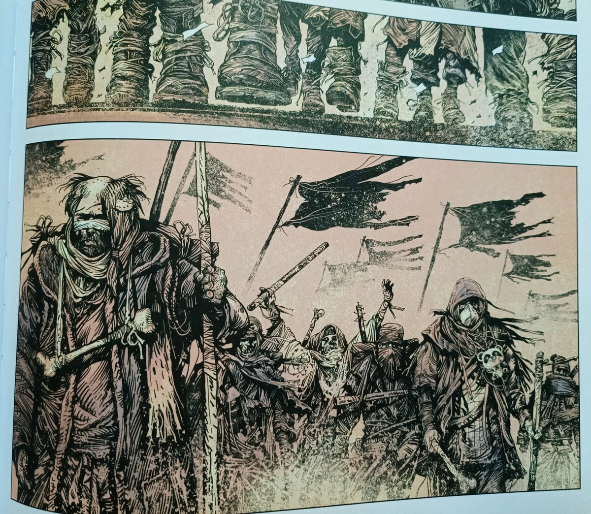 FranXavConsoli's tweet photo. Le roman de McCarthy était un petit chef d'oeuvre. Le film de John Hillcoat était très bon. Le coup de crayon de Manu Larcenet est tout aussi excellent.
#LaRoute https://t.co/SV85uFYy7O