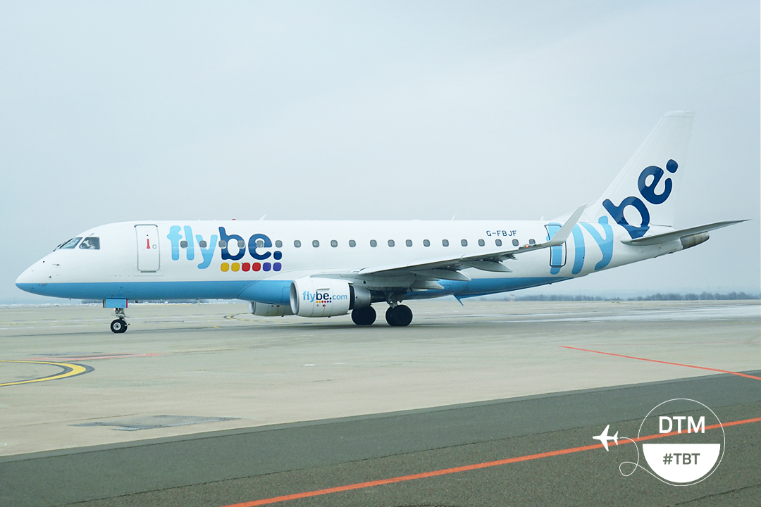 DortmundAirport's tweet photo. #ThrowbackThursday 🔙 Aufgrund eines Streiks ⚠️ in Düsseldorf kam dieser Embraer 175 der britischen #FlyBe im Februar 2013 zu uns. 🛬
#tbt #throwback #plane #travel #DortmundAirport #aviation https://t.co/Evup8KKPVo