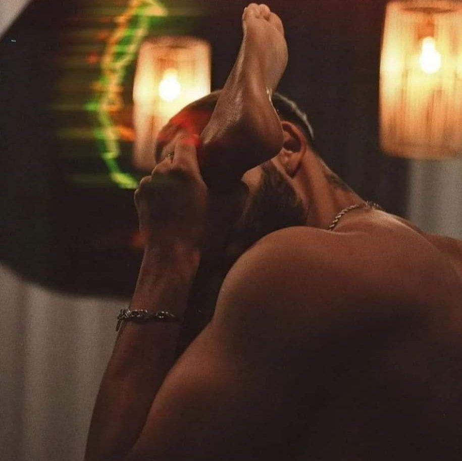Copitadebaileys's tweet photo. "Explícame a besos las ganas que me tienes..." 🔥😈 https://t.co/0DRKji3SJH
