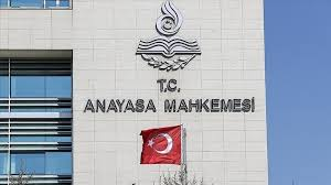 ArrestedLawyers's tweet photo. #CourtPacking #CourtCapture
Erdogan has appointed the top bureaucrat of the Presidency (Metin Kiratli) as a judge of the Constitutional Court (TCC). In doing so, he has appointed 10 of the 15 judges of the TCC, while 3 were elected by the parliament, which is under the control of Erdogan's AKP, and 2 were appointed by former president Gul, who founded the AKP with Erdogan.