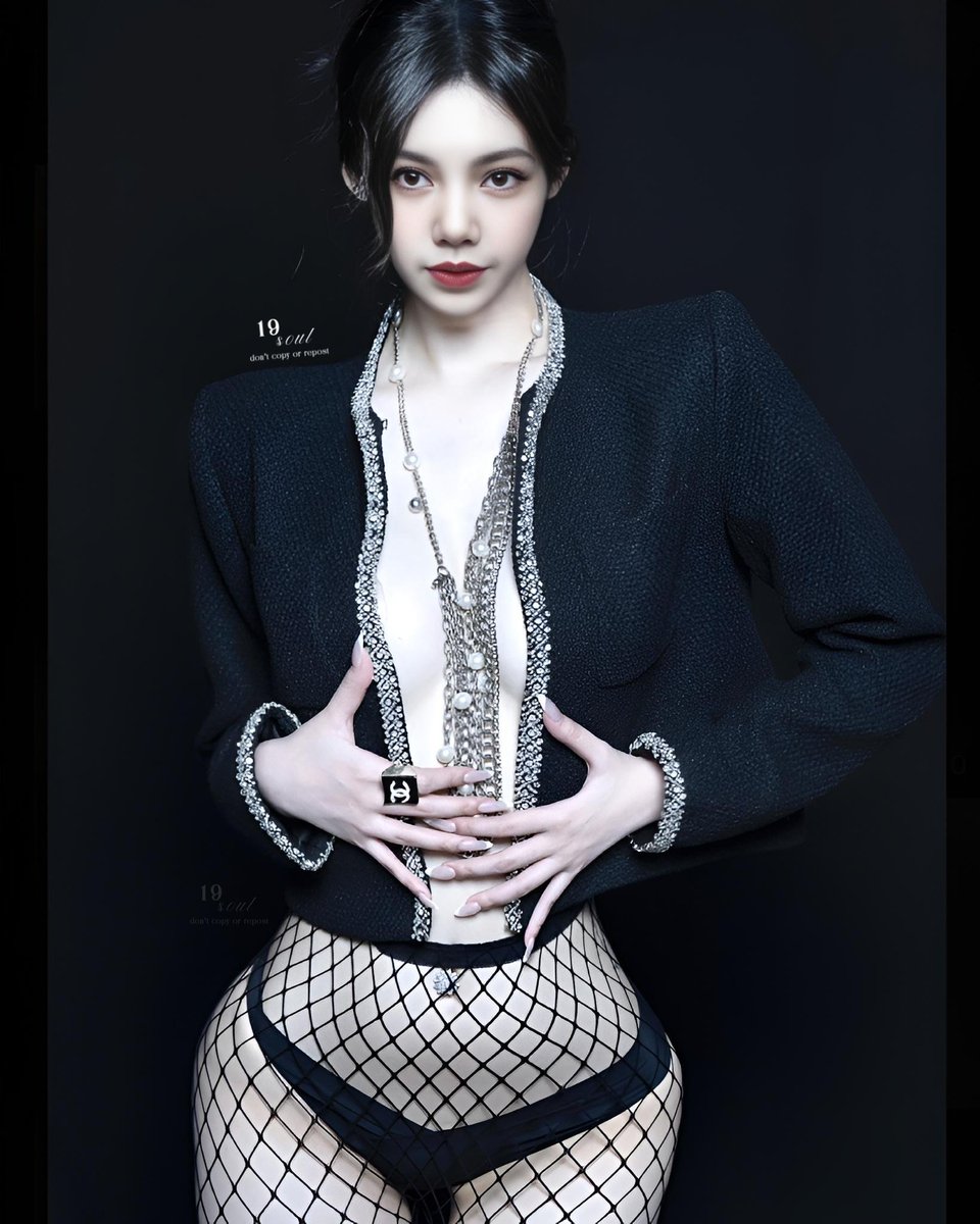 19s0ul1's tweet photo. — 𝐝𝐨𝐧'𝐭 𝐫𝐞𝐩𝐨𝐬𝐭 𝐰𝐢𝐭𝐡𝐨𝐮𝐭 𝐦𝐲 𝐜𝐫𝐞𝐝𝐢𝐭𝐬 / 𝐩𝐞𝐫𝐦𝐢𝐬𝐬𝐢𝐨𝐧.
—𝐝𝐨𝐧'𝐭 𝐬𝐭𝐞𝐚𝐥.
— 𝐝𝐨𝐧'𝐭 𝐫𝐞𝐦𝐨𝐯𝐞 𝐰𝐚𝐭𝐞𝐫𝐦𝐚𝐫𝐤.

« 𝐟𝐨𝐥𝐥𝐨𝐰 @/19s0ul  On IG 𝐟𝐨𝐫 𝐦𝐨𝐫𝐞 »
#lisablackpink #blackpink #lisa #lisablackpinkedits https://t.co/ZiVfaIV4Hw
