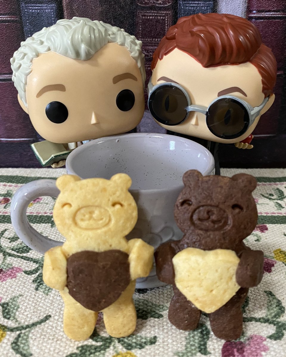 happypigeon_'s tweet photo. 🐻‍❄️🤎🩷🤍🐻

#GoodOmensFunkos
#GoodOmens
#FunWithFunkos https://t.co/lGslr7LwNh