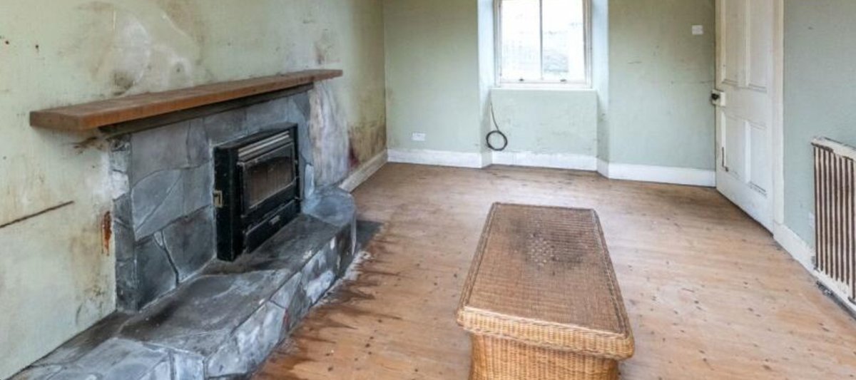 Contactspider89's tweet photo. Looking for any potential investors. Me and my partner and better half are starting a new adventure in property renovations and rentals. Do you have money just sitting in a savings account gaining not the best interest rates these days. Why not invest it with us. More in comments https://t.co/6r1AyXbakv