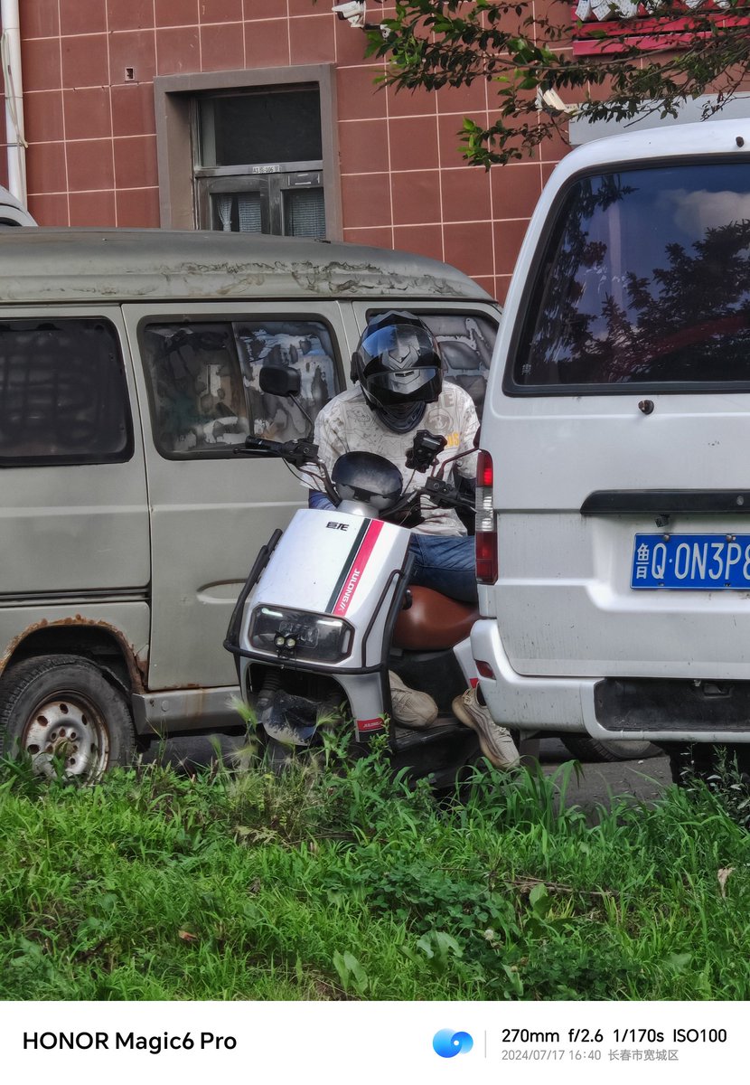 美团外卖小哥打飞机，撸射