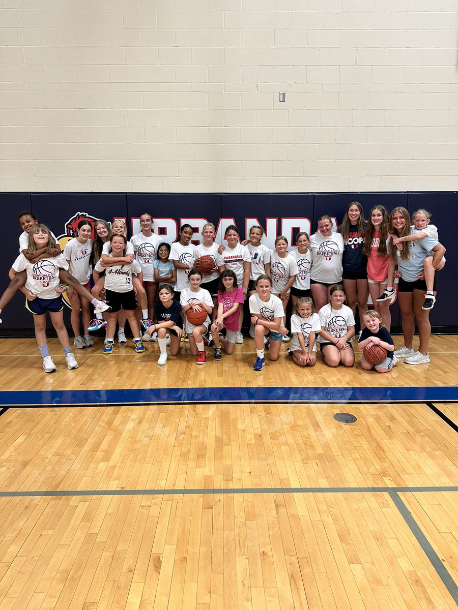 JHawkGBB's tweet photo. Great work this week girls! 

Go J-Hawks! 💙🏀❤️ https://t.co/PWNvsnz9I7