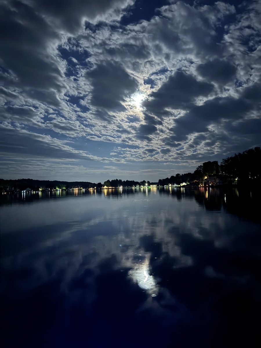 joemillerwired's tweet photo. Sometimes you just float….. even at night. 

#LimeLake
#lakelife https://t.co/S0fgzowfAI