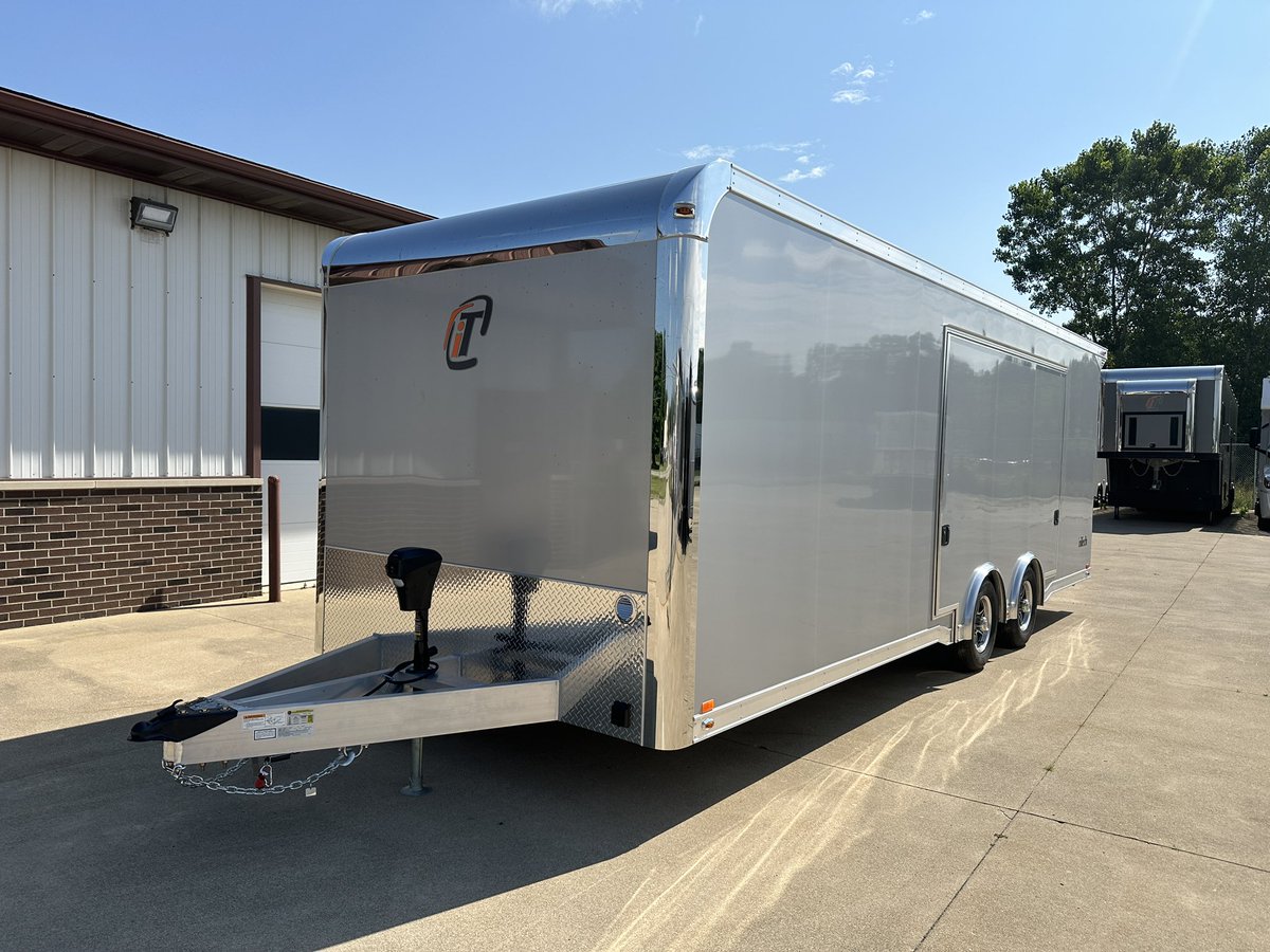 VictoryCustomTrailer tweet media