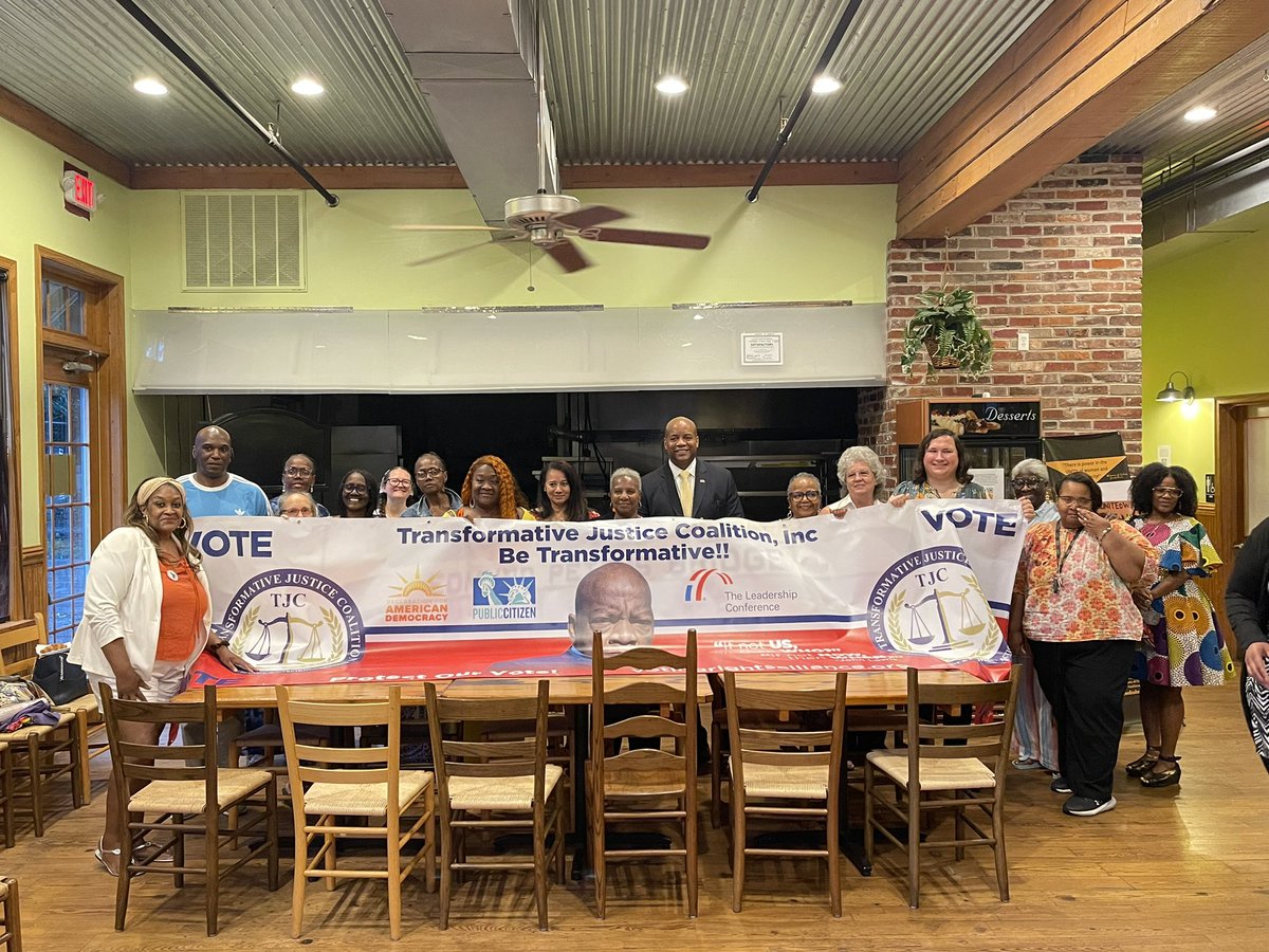 Thank you thank thank to all that came out tonight to support John Lewis Commemorative Day of Action in Millville New Jersey Reese’s House. Time to educate the community on Voting Rights!

 #JohnLewisVotingRights @pc_democacy

#womenofcolorcoalition