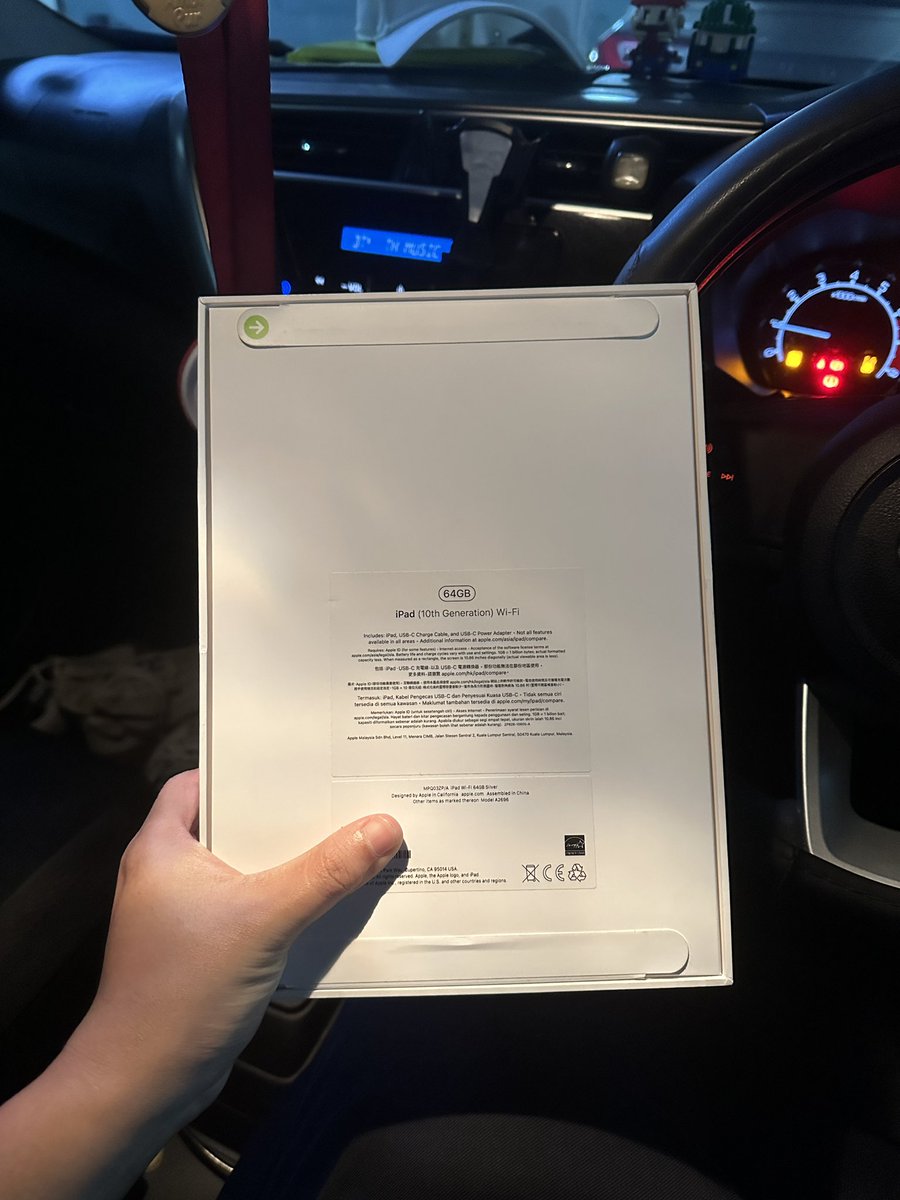 SpotlightGadget's tweet photo. Ipad masuk lagi sebiji newset

iPad 10th Gen
64gb Silver
Zp set 
Newset sealed box
Warranty  1 year

FREE casing

Price : RM1699 ( retail RM1799 )

Cod sekitar Bandar Segamat
Lain kawasan adjust postage

#spotlightgadget https://t.co/yJKt2FkK8m