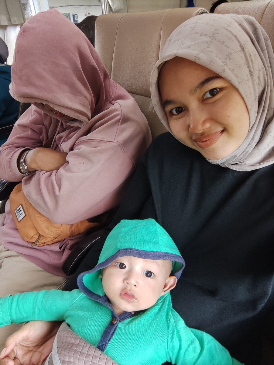 desriptsr's tweet photo. berangkat mudik https://t.co/Ku6iRdlh8N