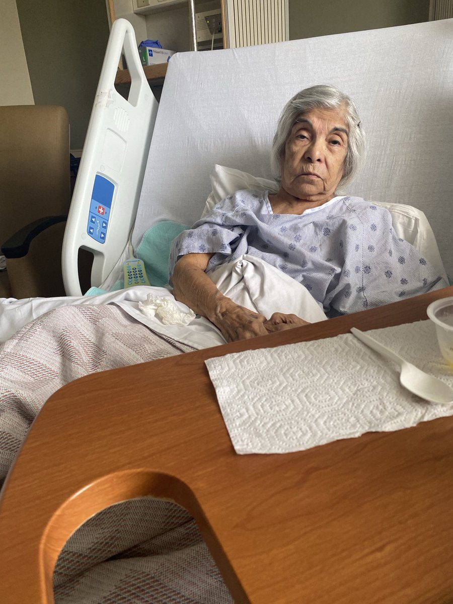 LorettaB1962's tweet photo. My precious #MamaArmy went home today after 1 week. Precious #PapaArmy jokingly told her he thought she had divorced him after 69 years! ๐๐ฅฐ๐ Thank you St. Josephโs staff for saving us all. Thank you Army for the love. I wonโt forget. ๐ญ https://t.co/euS8NeLOSs