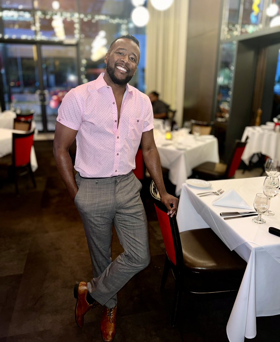 Nicholas Marcus Thompson tweet media