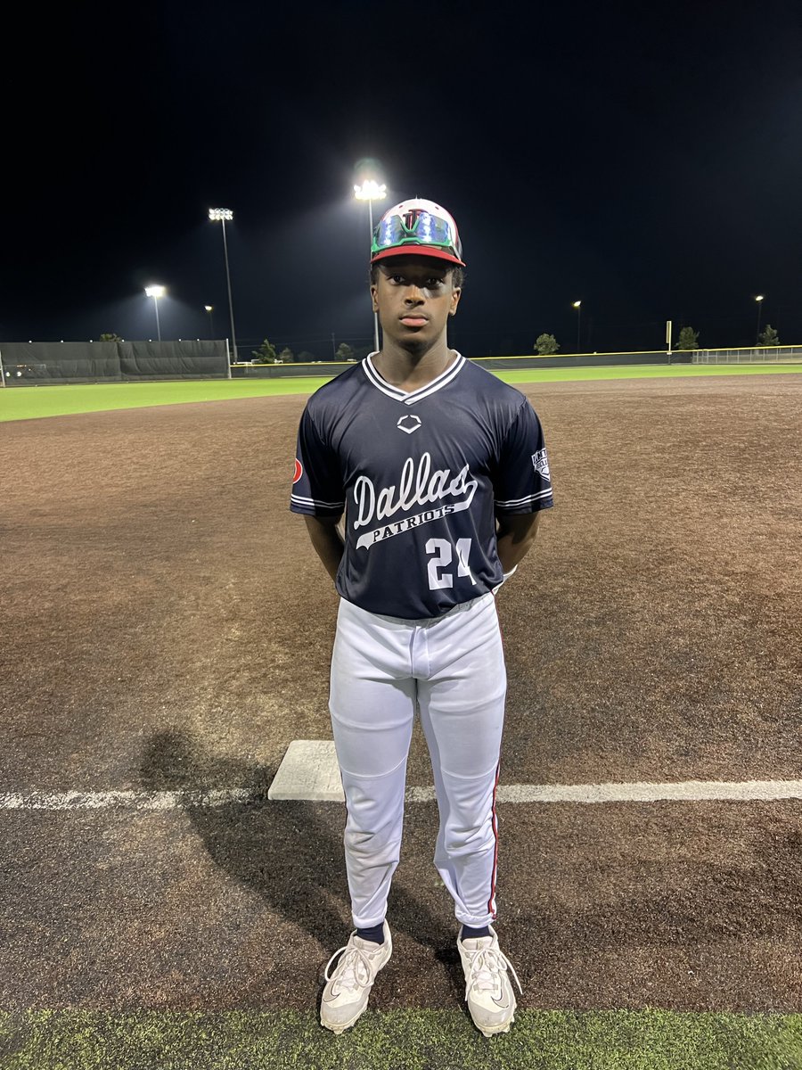 FiveToolTexas's tweet photo. #FiveToolWS F: @follow_cobras Navy 17U Tredaway 4, Dallas Patriots 2025 1 
PoG: Hayden Lockwood 5 IP, 5K, 4H, R
Hitter: @maximus_wiley 3-3, 2 3B, R
Notable: @GavinRailsback1 4 IP, K, 2H, ER https://t.co/T0OlC7vBuF
