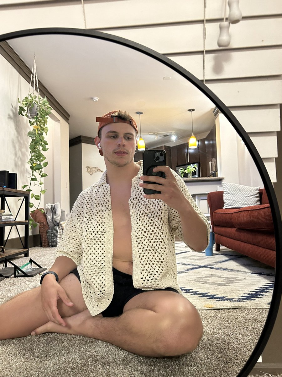 zach tweet media