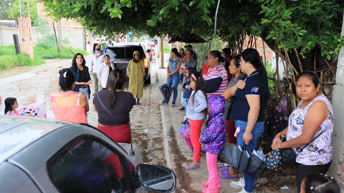 ¡Tlaquepaque nos brindó su confianza porque recorrimos las calles y escuchamos de frente sus necesidades! Logramos hacer un gran equipo que sigue más fuerte que nunca. Hoy lo demostramos recorriendo San Martín de las Flores, luego pasamos a Verde Valle y finalizamos el día en