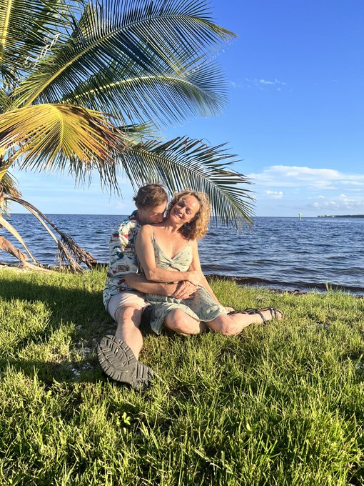 Come play! https://t.co/nnUVZqCdOk<a href="/tag/chaturbate"class="tags"><span>#chaturbate</span></a>
