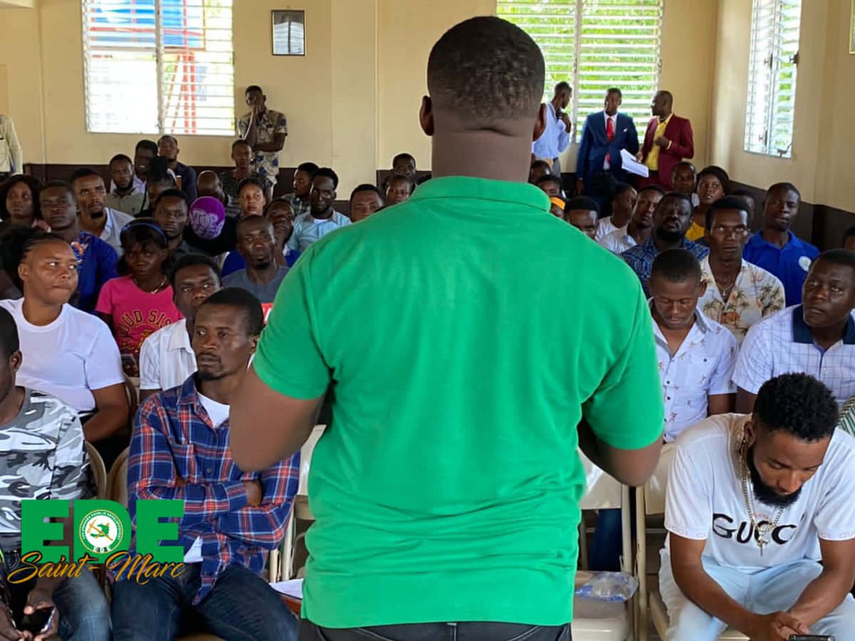 EDEArtibonite's tweet photo. La Coordination Départementale du parti EDE de l'Artibonite a organisé  ce mercredi une formation à l'intention des Coordinations communales , sections communales, mouvman fanm EDE, Mouvman Etidyan EDE et mouvman Jenès EDE  à Saint-Marc. https://t.co/6wSEuXWLHW