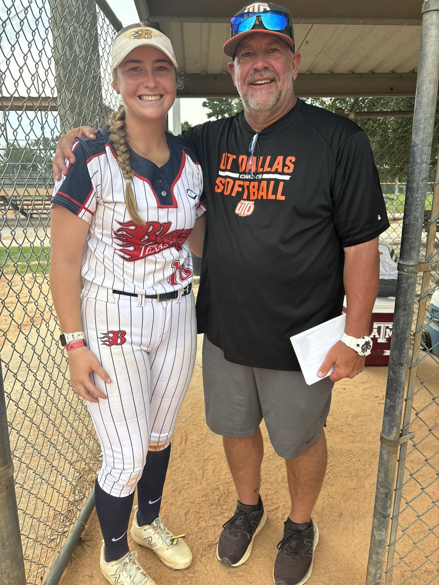 lauren_vallery's tweet photo. I had a great day today at Junior Day! Thank you all the coaches, but especially to @UTD_Softball and @SEUSoftball for a great day. @Blaze18Gold @DadDamiani @HarlanHawks_SB @coachrodr22 https://t.co/69SppTQfBA