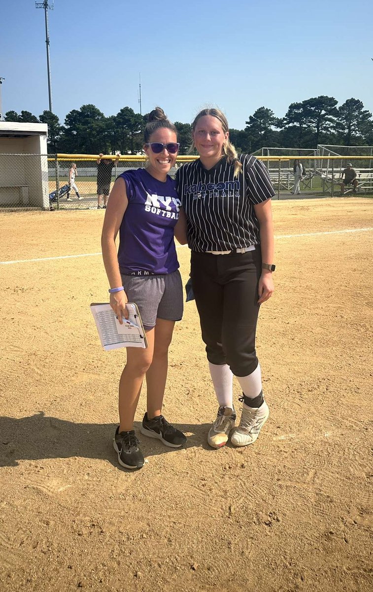 SkylerAndrejack2027 (@sandrejack2027) on Twitter photo Finally got to meet one of the NYU coaches at @UntamedSoftballs Skills Camp on Tuesday! Loved getting to talk and work with <a href="/CoachNic23/">Nicole Bellini</a> - I cannot wait for the next opportunity to get more time with the NYU coaching staff! Inspired and motivated! <a href="/NYUSoftball/">NYU Softball</a> @CoachJamesNYU Finally got to meet one of the NYU coaches at @UntamedSoftballs Skills Camp on Tuesday! Loved getting to talk and work with <a href="/CoachNic23/">Nicole Bellini</a> - I cannot wait for the next opportunity to get more time with the NYU coaching staff! Inspired and motivated! <a href="/NYUSoftball/">NYU Softball</a> @CoachJamesNYU