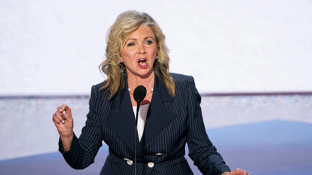 thehill's tweet photo. A video shows Sens. Marsha Blackburn (R-Tenn.) and John Barrasso (R-Wyo.) aggressively confronting the head of the Secret Service at the Republican National Convention, just days after the assassination attempt against former President Trump.

Updates: https://t.co/fmDs6OuqDL https://t.co/z5Rjk3TNRb