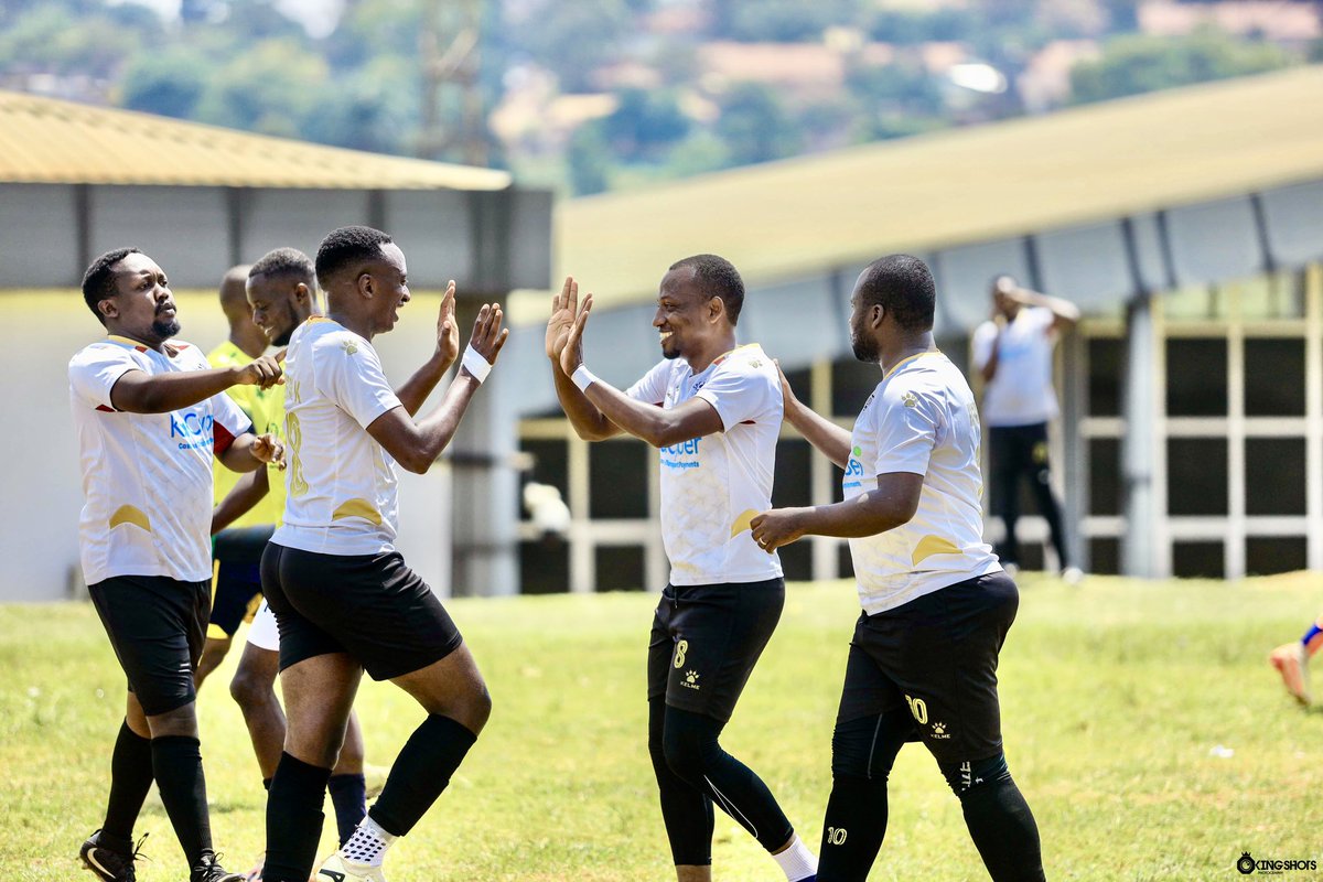SC.KAREERE (@fcvenoms) on Twitter photo Good morning friends of <a href="/FcVenoms/">SC.KAREERE</a> 😍⚽️! We are just a step away from attaining our semifinal qualification spot!
The defending Champions will continue to hold their firm grip on top of <a href="/TheComboni/">The Comboni League</a> League Log.
#ScKareere
#TheComboniLeague
#Kacyber Good morning friends of <a href="/FcVenoms/">SC.KAREERE</a> 😍⚽️! We are just a step away from attaining our semifinal qualification spot!
The defending Champions will continue to hold their firm grip on top of <a href="/TheComboni/">The Comboni League</a> League Log.
#ScKareere
#TheComboniLeague
#Kacyber