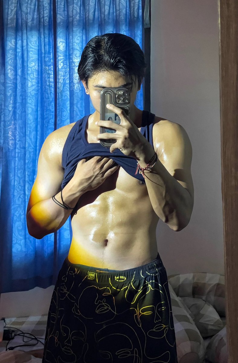 urdegun_'s tweet photo. Boleh minta km ga jadi bahan penelitian? 🥺💦 https://t.co/r4VkrulWTo