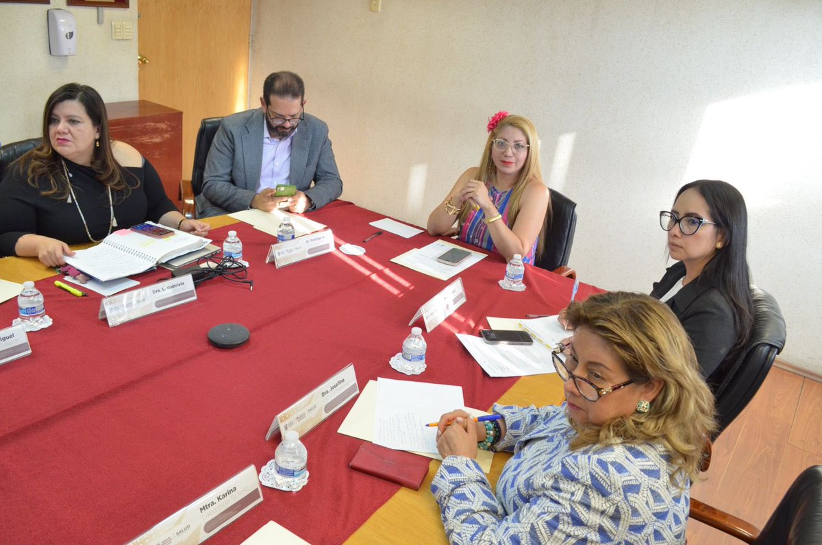 SaludEdomex's tweet photo. La prevención de Infecciones Asociadas a la Atención a la Salud (IAAS) requiere un esfuerzo coordinado a nivel sectorial, motivo por el cual se reunió el Comando Estatal Interinstitucional del Sector Salud #CEISS, acordando se iniciará visitas a unidades hospitalarias. https://t.co/uqihJvXGE5