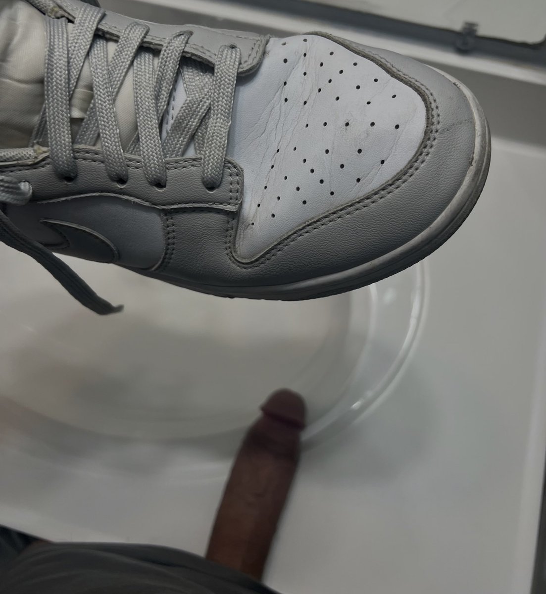 TGodcomplexxx's tweet photo. Anybody know how to uncrease shoes? https://t.co/3xiOu6cfRB