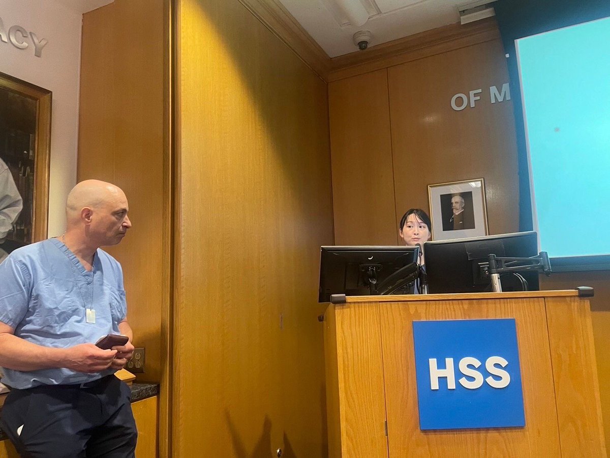 ISAKOS's tweet photo. ISAKOS collaboration with National Partner Society #JSOA! 🤝 JSOA fellows visit #ISAKOS 2nd Vice President, Robert Marx, at @HSpecialSurgery in New York, USA. https://t.co/L18zPAsAkq