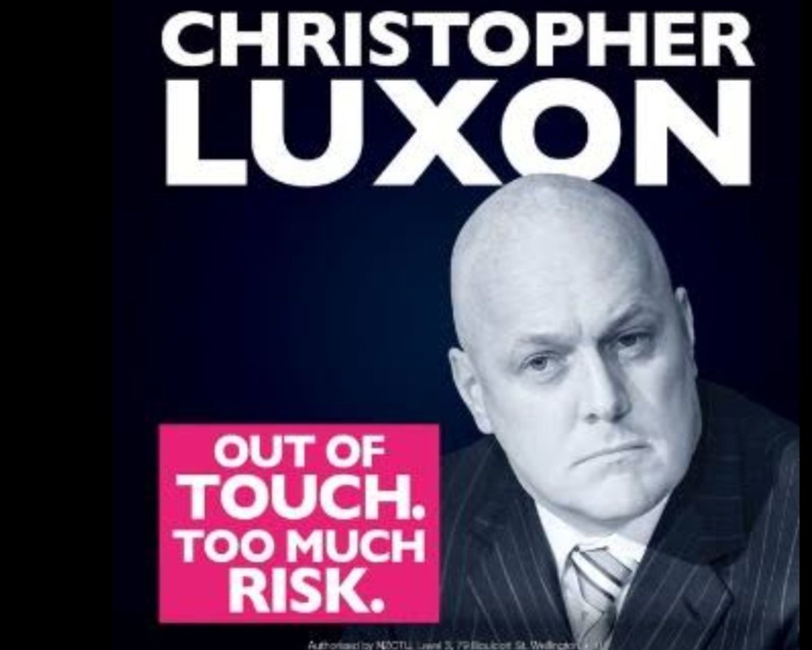 HeWakaEkeNoa's tweet image. Oi @chrisluxonmp - you in Hawaii or Te Puke this week ya muppet?

The #PartTimePM has gone missing again🤦🏽