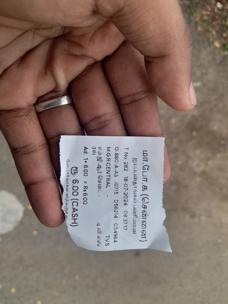 Aravind_krish97's tweet photo. @MtcChennai Today while travelling in IYI 1319 from Central to TVS I hot scratched in my hand while getting down from bus due to poor maintenance. Who will be held responsible for this?
Attaching ticket copy, scratched hand, bus photos fyr. https://t.co/Jh4ReugKZG
