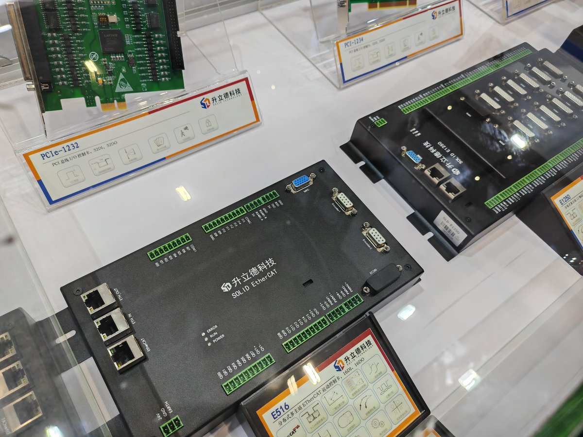 tks's tweet photo. #EeIE
SOLID TECHNOLOGY 
EtherCATと、独自っぽい視覚化ソフト

中国、PLC以外の製造管理ソフト多そうだなあ https://t.co/eHw2juEwsJ