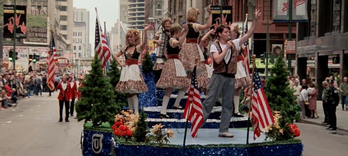 RichardERoeper's tweet image. Some of the most iconic parade sequences of the last 50 years, from the joyous to the somber, have been filmed in Chicago. #FerrisBueller #Backdraft #TheFugitive #TheDarkKnight