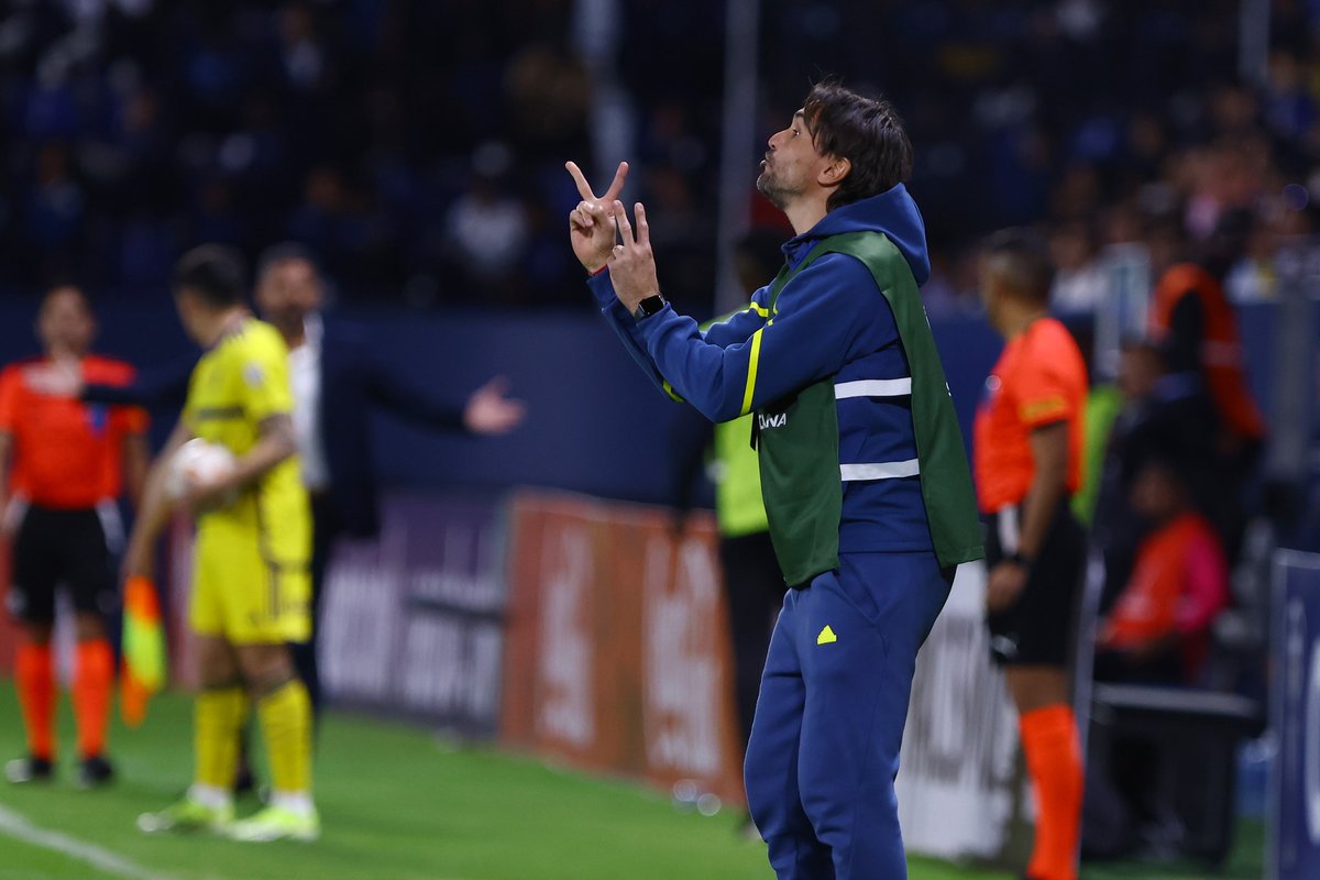 Los puntajes de Boca en el empate ante Independiente del Valle Diego Martínez dando indicaciones a sus jugadores en el encuentro frente a IDV.