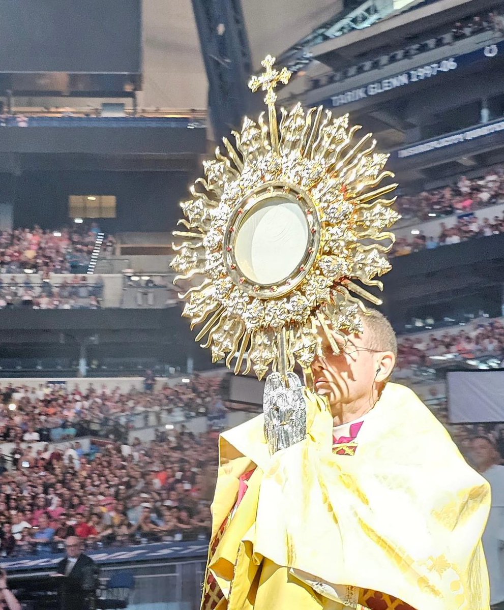 Our Lord Jesus Christ processes through Lucas Oil Stadium in Indiana as an estimated 50,000 Catholics worship Him.

Image: Diocese of Springfield in Illinois
