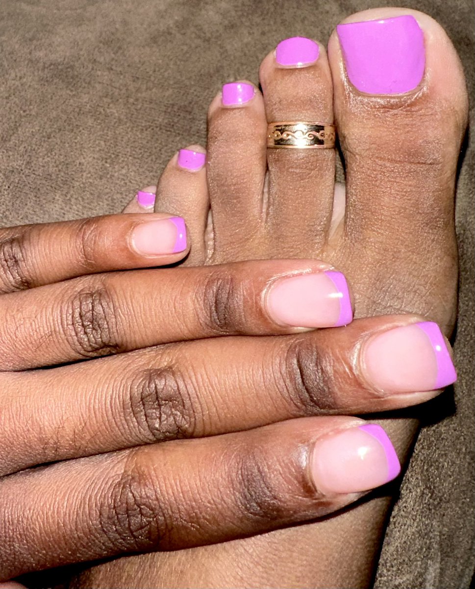 softjtoes's tweet photo. my fav color, you like? 🥰 #softjtoes #chocolate #toes #barefoot #toerings https://t.co/vSrUzf4LQI