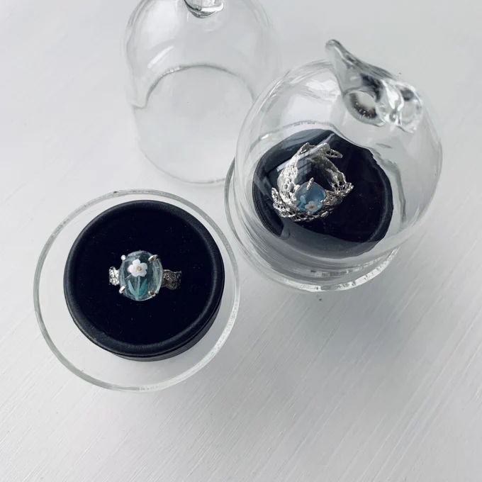 ガラスドームにいれたコラボ作品たち。。◎#個展 