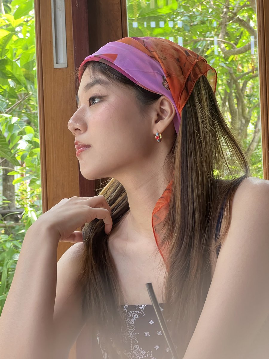 phontyys's tweet photo. รีวิว คาเฟ่ tavy's home ย่านบางจาก เป็นคาเฟ่บ้านไม้ที่ โฮมมี่มากๆ สวยทั้งข้างในแล้วก็ข้างนอกร้านเลย สวนข้างนอกเค้าก็สวยมากๆ แสงเข้าทุกด้าน! ไปถ่ายรูปกันได้เลย + ที่ร้านมีที่ชาร์จด้วย ไปนั่งทำงานก็เหมาะมากค่า + pet friendly ค่า #รีวิวคาเฟ่ #คาเฟ่สุขุมวิท #คาเฟ่บางจาก #รีวิวบางนา https://t.co/dm4UOJLjWZ