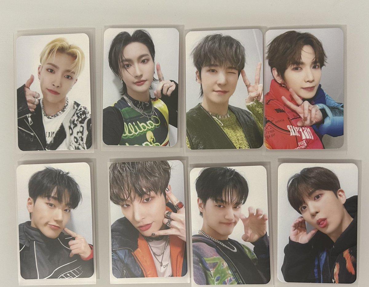 #reijusells PH/WW ATEEZ LA POP-UP COLLECT BOOK

— pc: 290 each / $6 / 100 dp
— binder: 300 each / $7 / 150 dp
— rembal: august 10

check comments for availability! pls help rt @ateezmarket_ph <a href="/ATEEZBentables/">ATEEZ Bentables</a> <a href="/atinykartph/">atinykartph 🛒</a> <a href="/AteezBuy/">Ateez Buy/Sell USA</a>