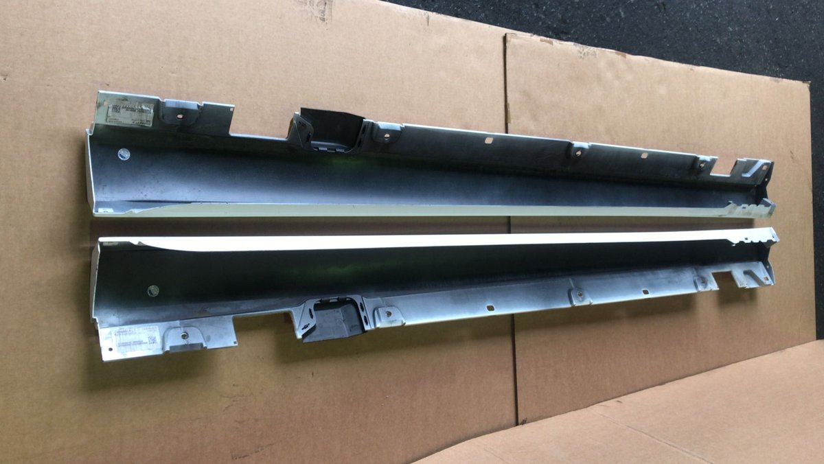 propelauto's tweet photo. AMG Side Skirts are available for Mercedes W213 E-Class car🤗🚙
Ping us & Upgrade your car skirts🤗👇
#W213 #E250 #E300 #AMG #SideSkirt #AMGSkirt #SidePanel #GenuineParts #SGcars #ImportedGoods #PropelAuto #Singapore #MercedesBenz #EClass #MercedesAMG #Carparts #Upgrade #Ping https://t.co/Pc6d1fwWxU