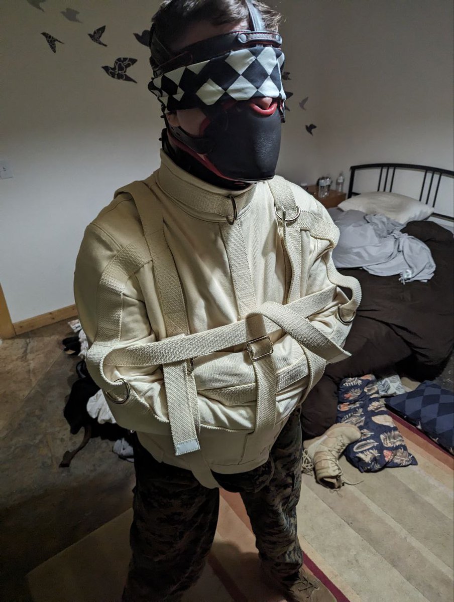 ThatBondageguy's tweet photo. And finally the last of my pictures from #CampKnotty2024 :

I asked @ColoradoBondage if I could go for a ride in his straightjacket and try out his really nice muzzle. He was happy to oblige. Of course @tieguywyo decided to have some fun with me once I was brought up stairs. https://t.co/oLiqgFKBHn
