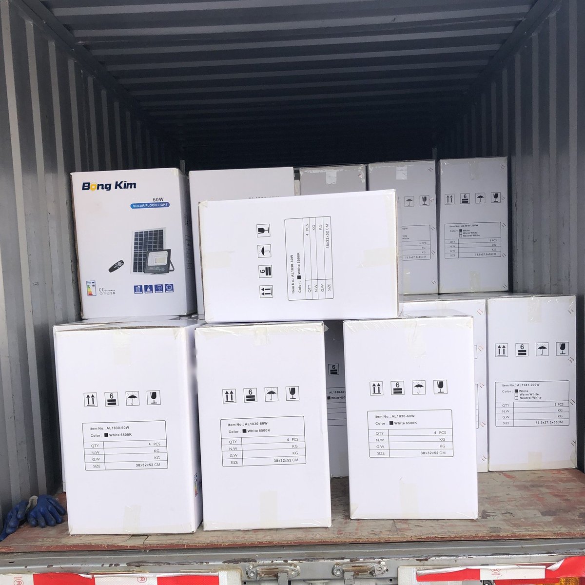 bk_vanny's tweet image. Bongkim Lighting -Solar Flood Light 
Welcome to contact me to get special discount in July！

#solarfloodlight #ledfloodlight #solarfloodlamp #floodlight #floodlamp #floodlights #floodlamps #ledfloodlamp #ledfloodlights #ledfloodlamps #outdoorfloodlight #outdoorfloodlamp