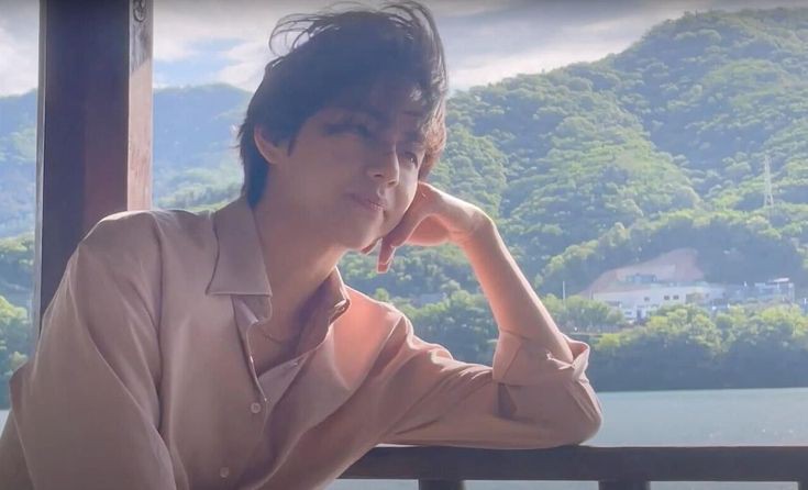 bunniettgk's tweet photo. ๋࣭ ⭑#taekookau ; 𝐅𝐨𝐫𝐛𝐢𝐝𝐝𝐞𝐧 ⚘️

Donde T'h tiene un matrimonio infeliz y por ello engaña a su esposa con el precioso omega que lo cautivo.

O; donde después de una apasionada noche J'k queda en cinta, lo que cambia por completo la vida de ambos. https://t.co/Lf9017jYFH