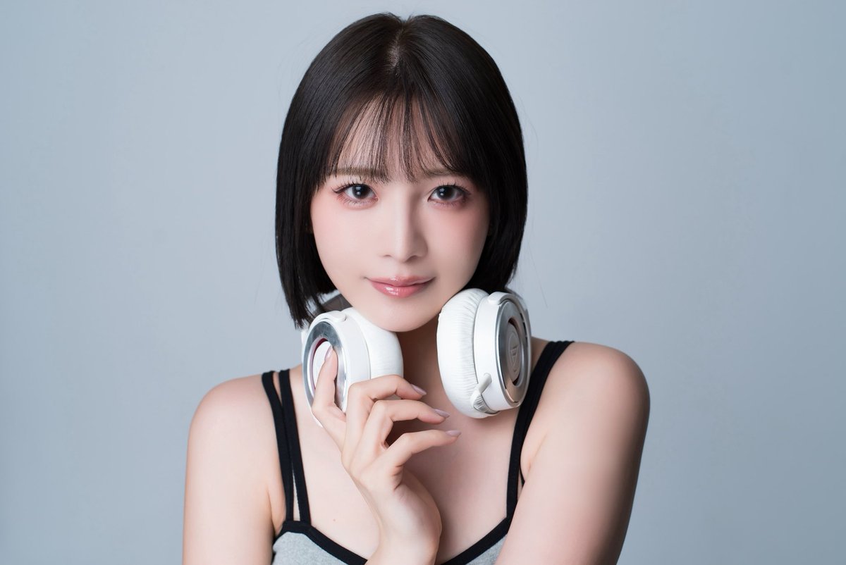 Twitchのアイコンにするなら右と左どっちが良いと思う？ 意見くれぃ👂✨️