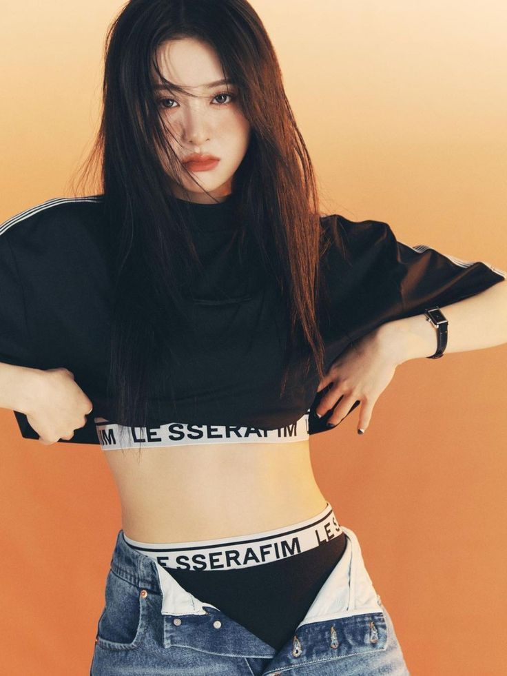 yunjin (@huhyunjinpics) on Twitter photo 