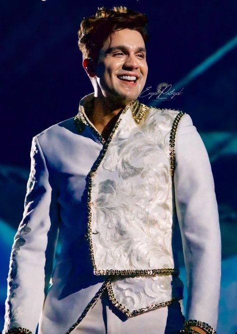 raresinais's tweet photo. AMOR DA MINHA VIDAAAAAAAAAA https://t.co/hH0K1FtdPa