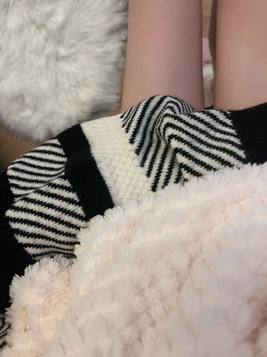 BabeLee1119's tweet photo. 是我自己张开双腿还是你来掰开 https://t.co/wPcDnNU1bn